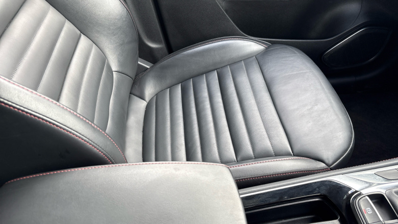 MG HS 1.5 T-GDI Trophy 5dr Petrol Hatchback